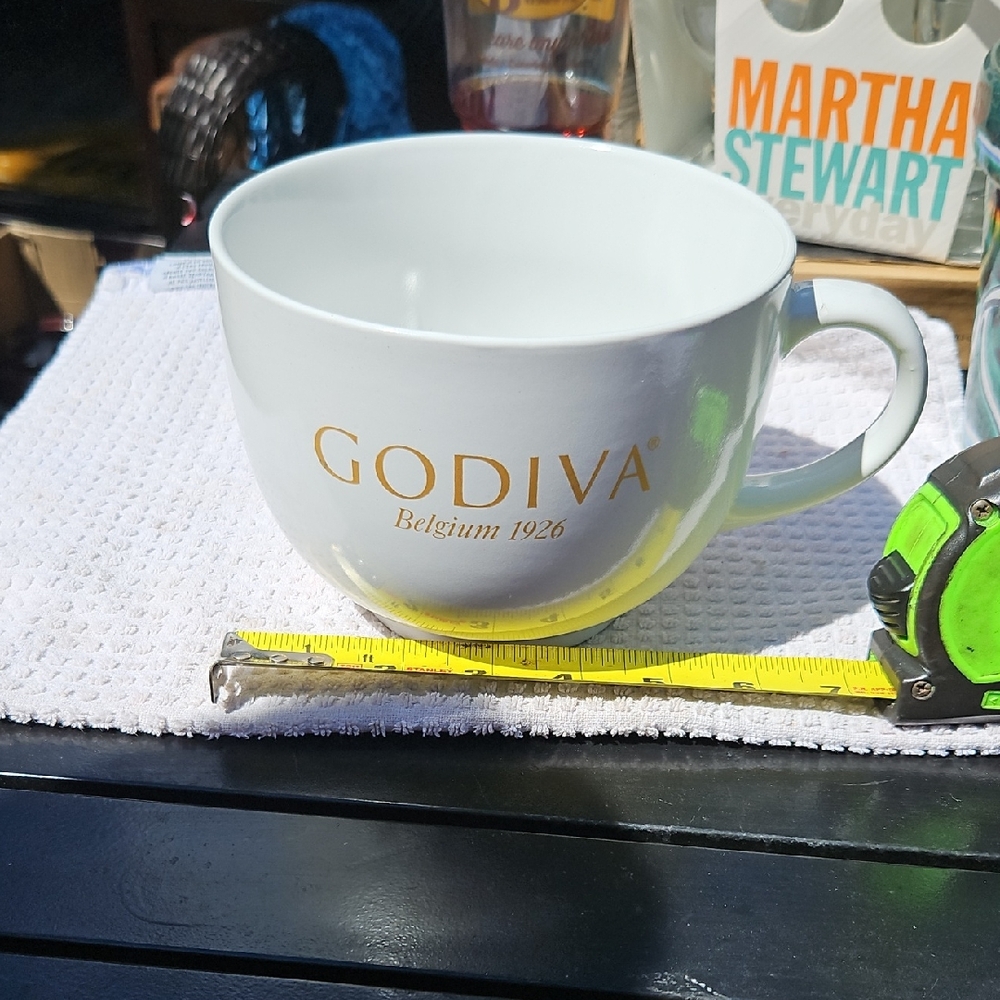 Godiva White and Gold Mug